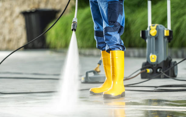 Best Concrete Pressure Washing  in Riddle, OR