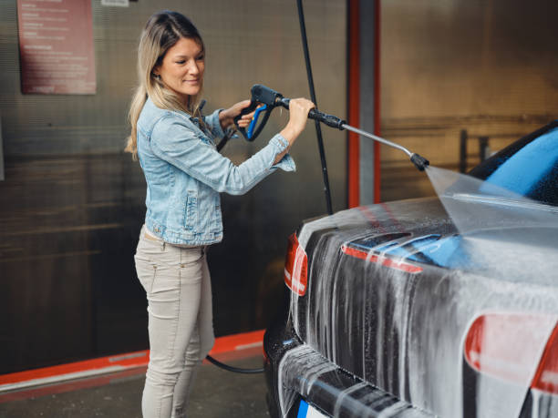 Best Garage Pressure Washing  in Riddle, OR